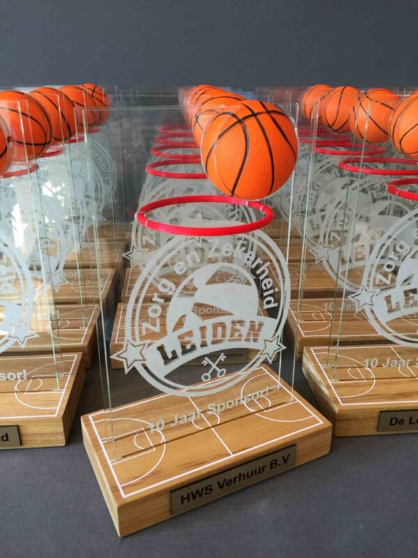 award custom made