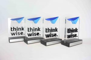 thinkwise-logo-award-glas-awardguru